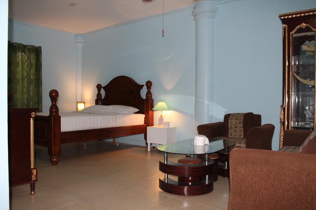 Prince Hotel Angeles Zimmer foto